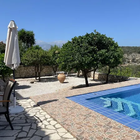 Apartment Dans Avec Piscine Privee, Calme, Proche Des Plages, Vues Et Montagnes
