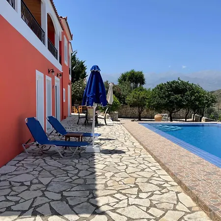 Dans Avec Piscine Privee, Calme, Proche Des Plages, Vues Et Montagnes * Tsivaras