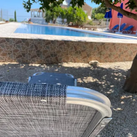 Dans Avec Piscine Privee, Calme, Proche Des Plages, Vues Et Montagnes Tsivaras